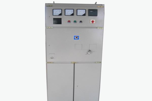七叉镇控制柜-使用3683控制柜前进行这些检查